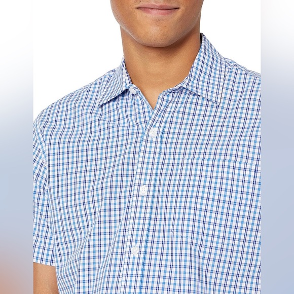 Amazon Essentials Men's Regular-Fit Short-Sleeve Poplin Shirt - Picture 3 of 16